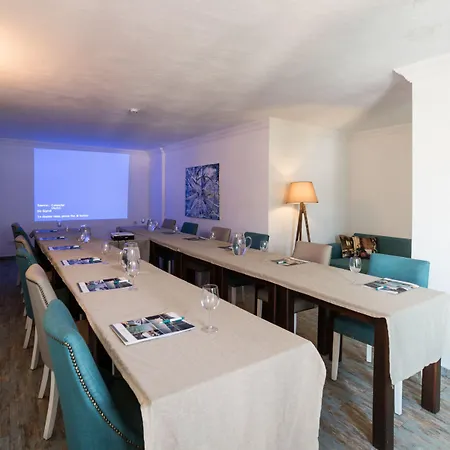 巴巴罗萨俱乐部酒店 4* 卡斯